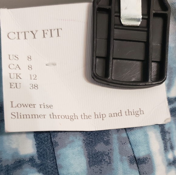 DALIA CITY FIT SKIRT - Picture 3 of 8